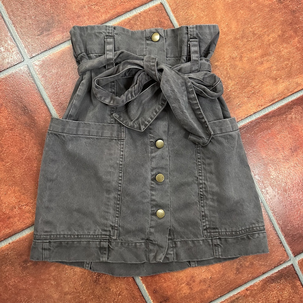 Young Fabulous & Broke Dark Gray Tie Waist High Waisted Skirt Size XS